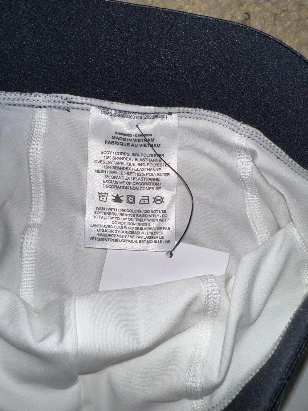 NWT Nike Pro Big Kids’ Dri-Fit 3/4-Length Tight Fit White and Black Tights (M)